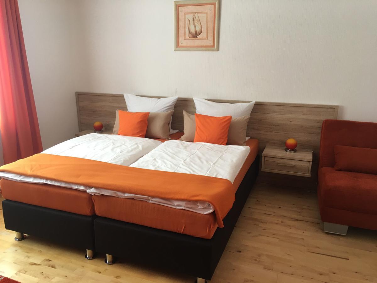 Hotel Am Bruennchen Oberbaar Esterno foto