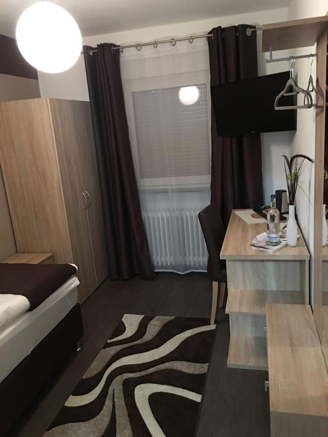 Hotel Am Bruennchen Oberbaar Esterno foto